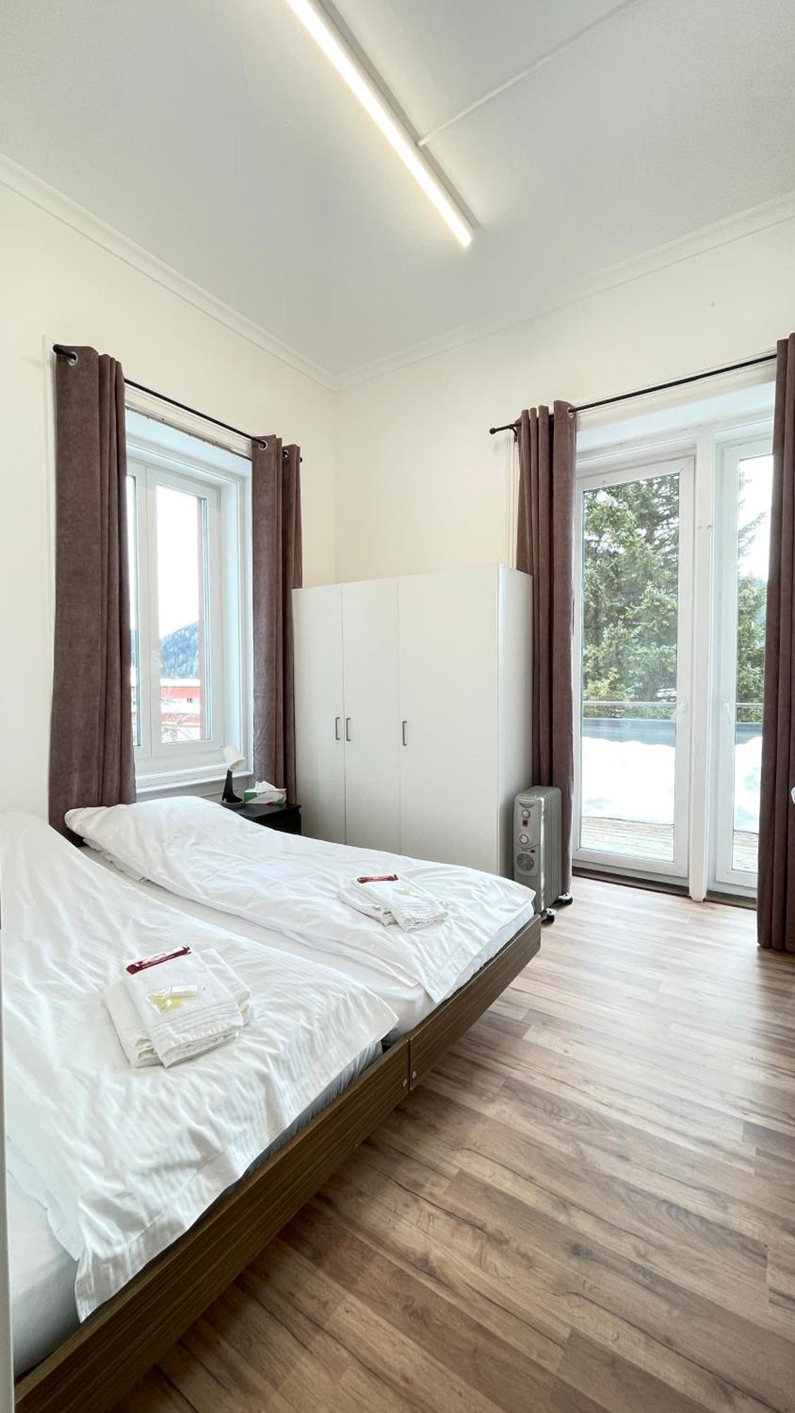 Villa Zentrum Haus Davos Buitenkant foto