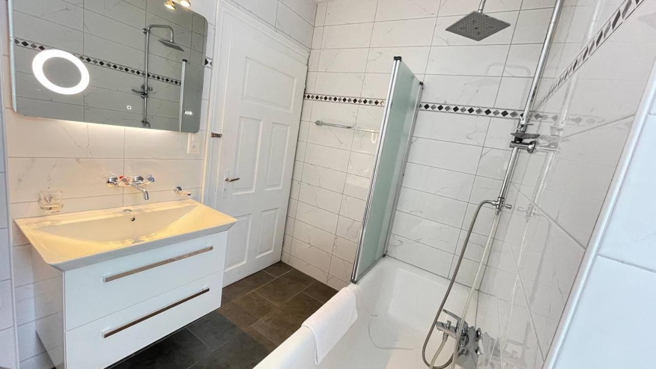 Villa Zentrum Haus Davos Buitenkant foto